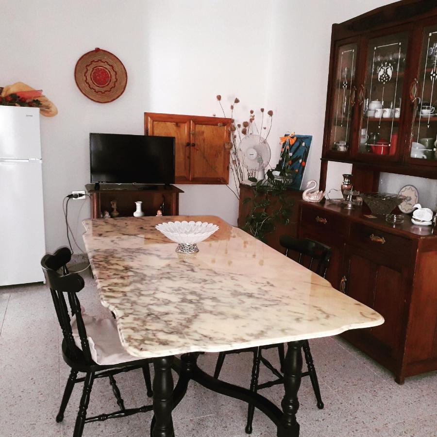 A Casa Di Nonna Iun Q2951 Villa Fluminimaggiore Eksteriør bilde